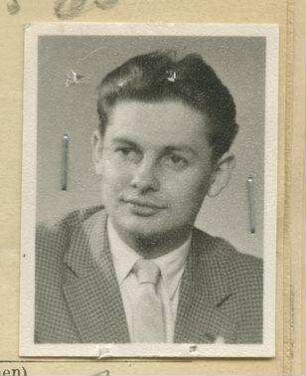 Dr. Karlheinz Schlesier