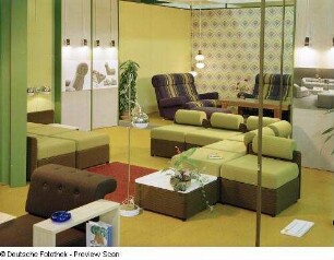 Sitzgruppe : Ausstellungskojen mit Sitzgruppen (1975; Polstermöbelkombinat Oelsa-Rabenau (PMK))