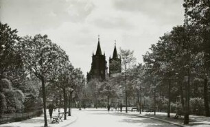 Dresden-Neustadt, Albertplatz, Blick gegen die Katholische Kirche St. Franziskus Xaverius, nach Südosten