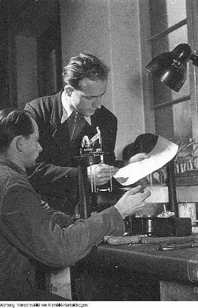 Ottendorf-Okrilla, Medingen. Prüfgeräte-Werk Medingen, Dezember 1952