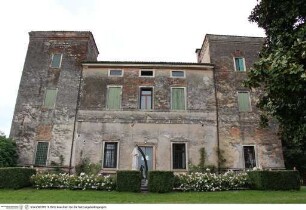 Villa Badoer-Trissino, Ostfassade