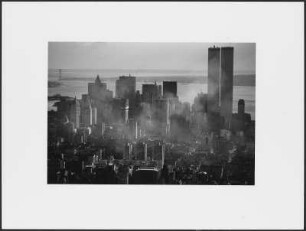 Blick auf Lower Manhattan mit dem World Trade Center, New York