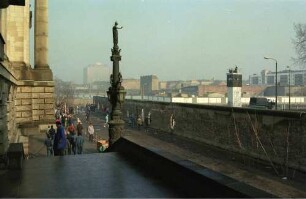 Grenzstreifen hinter dem Reichstagsgebäude