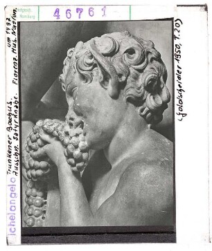 Michelangelo: Bacchus und Faun, Detail Faun mit Trauben. Florenz, Museo Nazionale