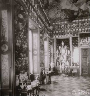 Berlin, Schloss Charlottenburg, Porzellankabinett, R. 95.