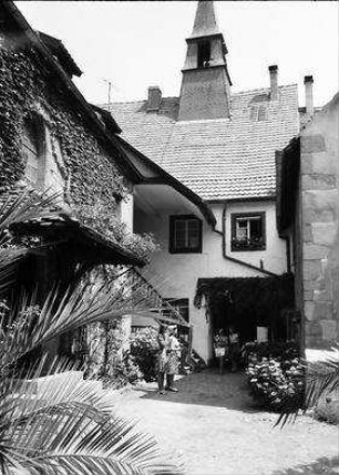 Kaysersberg: Hof des Geburtshauses Albert Schweizers