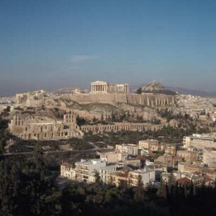 Athen, Akropolis, Blick vom Musenhügel. Akropolis und Lykabettos