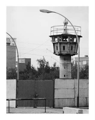 Grenzanlage mit Wachturm am Nordbahnhof, Invalidenstraße, Berlin-Mitte