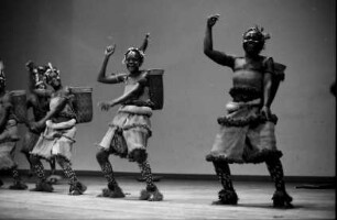 Basel: Zaire, Tanzgruppen