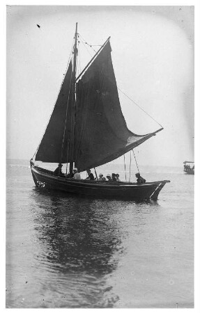 Segelboot auf offener See