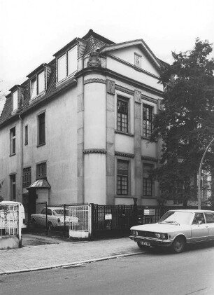 Frankfurt, Kettenhofweg 129