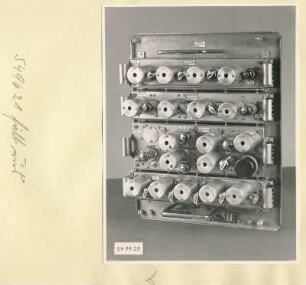 Spektrometer 3-12cm, Einschub Typ Nr. 08.84002.1 von vorn, Foto 1954