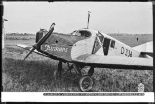 Flugplatz Dresden-Kaditz, Junkers-Verkehrsflugzeug der Sächsischen Luftverkehrs-AG