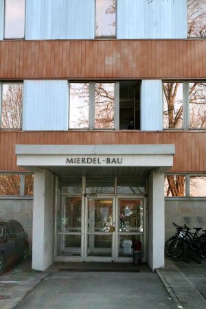 Dresden: Mierdel-Bau (TU Dresden)