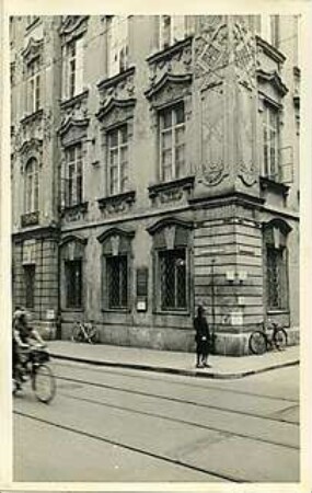 Schleich, Erwin; München, Residenzstr.; Preysingpalais, Wiederaufbau - Fassadendetail Theatinerstraße / Viscardistraße vor der Kriegszerstörung