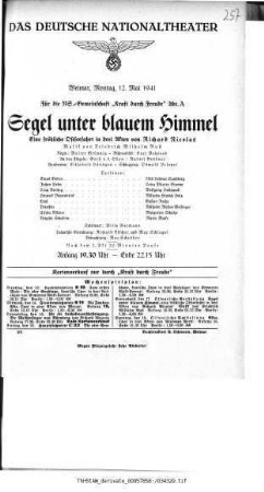 Segel unter blauem Himmel