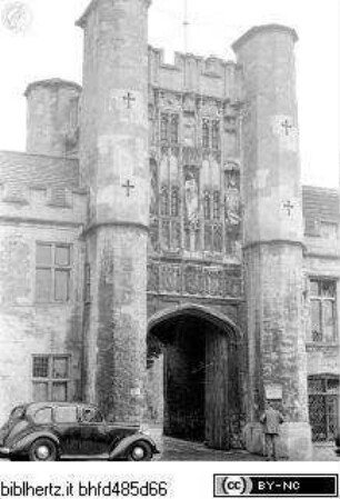 Saint Andrew's Cathedral, Bishop's Palace