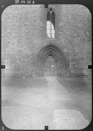 Neubrandenburg. Stadtkirche St. Marien. Portal (Westfassade)