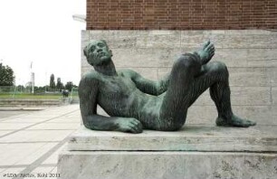 Ruhender Athlet; Berlin, Charlottenburg-Wilmersdorf