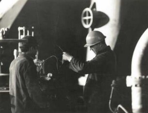 Varna, Bulgarien. Arbeiter im neuerbauten Heizkraftwerk