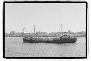 Esso Bremerhaven (1958), Esso Tankschiff Reederei GmbH, Hamburg