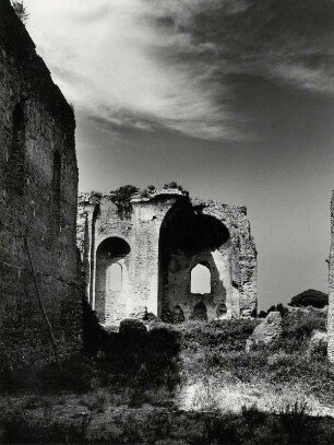 Ruine der Normannenkirche Roccelleta del Vescovo di Squillace