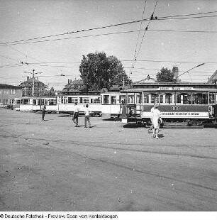 Verkehrsbetriebe (Gleisbau, Tunnel Standseilbahn, Straßenbahnhof, Straßenbahnreparaturhalle, Straßenbahn in der Stadt)