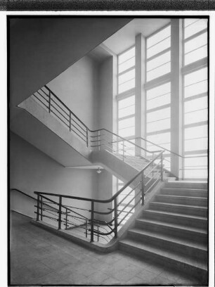 Schule Marienthaler Straße (Hamburg-Hamm-Nord): Teilansicht, Treppenhaus : SchumacherWV Nr. 274