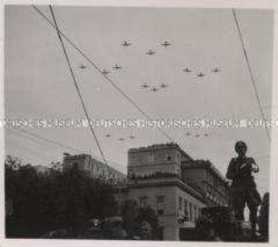 Wehrmachtssoldaten, Siegesparade in Athen, Zerstörergeschwader