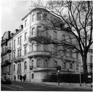 Wohnhaus; Bad Homburg, Kaiser-Friedrich-Promenade 45