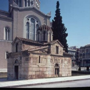 Athen. Kleine Metropolis-Kirche. P5