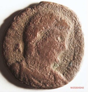 Römische Münze, Nominal Maiorina, Prägeherr Magnentius für Decentius, Prägeort nicht bestimmbar, Original