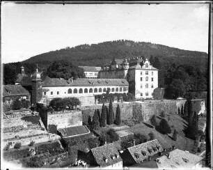 Baden-Baden Neues Schloss Ansicht von Südwesten