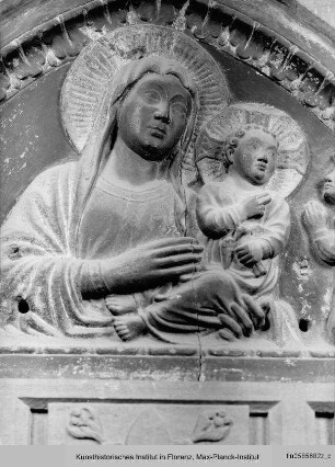 Madonna mit Kind und Stifter (Lünette)