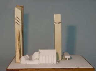 Schneider - Esleben, Paul; Düsseldorf, Max-Brandts-Str. 3; St. Bonifatius, Wiederaufbau und Erweiterung - Modell von Kirchturmvarianten