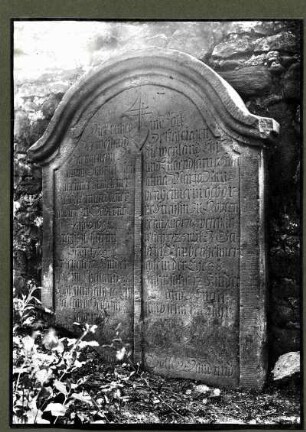 alter Friedhof. Grabstein der Fam. Raubenheimer, 1767