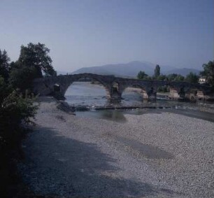 Arta. Die byzantinisch-türkische Brücke über den Arachthos