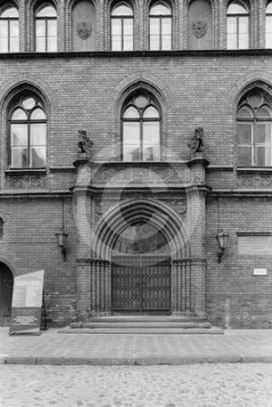 Eingangsportal des Rigaer Museums für Stadtgeschichte und Schifffahrt