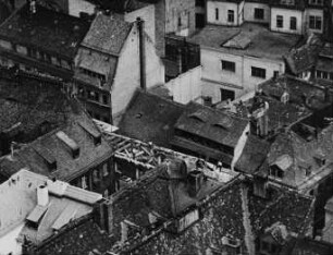 Szene aus dem Dokumentarfilm "Abriß alter Häuser im Dresdner Stadtzentrum" (Gebiet der Kleinen und Großen Frohngasse)