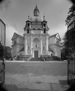 Katholische Kirche der Unbefleckten Empfängnis Mariens und Sankt Philipp Neri, Głogówko (powiat gostyński), Polen