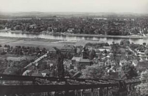 Loschwitz, Elbe und Blasewitz. Blick von der Loschwitzhöhe auf das Erzgebirgsvorland : Dresden. Loschwitz, Elbe und Blasewitz. Blick von der Loschwitzhöhe auf das Erzgebirgsvorland
