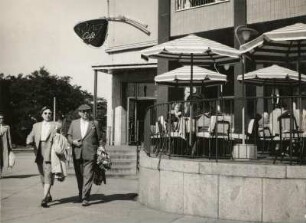 Dresden-Altstadt, Dr.-Külz-Ring. Restaurant "Ring-Café", Terrasse