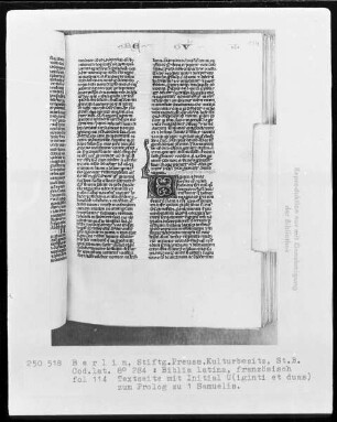 Biblia latina — Initiale U (iginti et duas), Folio 114 recto