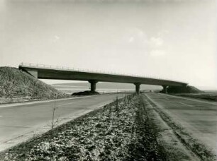 vier Autobahnbrücken aus Spannbeton, 1959