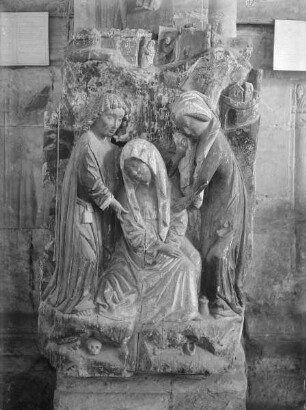 Maria, Johannes und Maria Magdalena einer Kreuzigungsgruppe