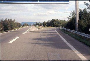 Einfahrt in Tangente Südwest (Mannheim Richtung Mannheim-Neckarau) von Nebenfahrbahn Süd (Mannheim Richtung Heidelberg)