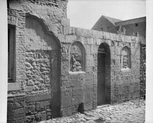 Romanisches Haus