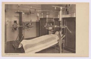 Elisabeth-Krankenhaus Kassel. Röntgenzimmer.