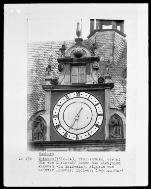 Uhr Statue