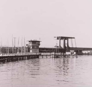 Stralsund, Rügendamm, Klappbrücke